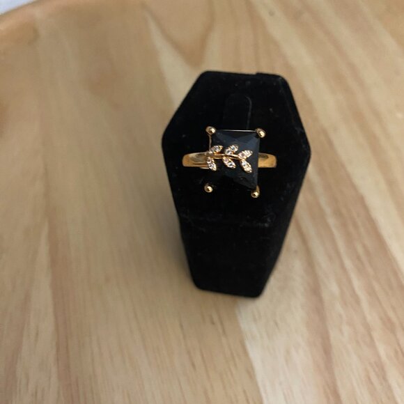 ANNA WEDDING ENGAGEDMENT RING SIZE 9 - Picture 2 of 6